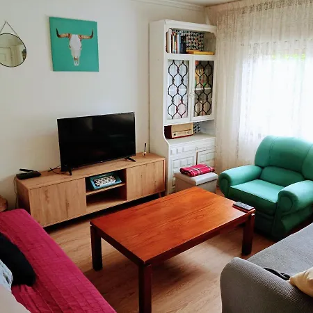 Con Piscina La Arboleda Hébergement de vacances *