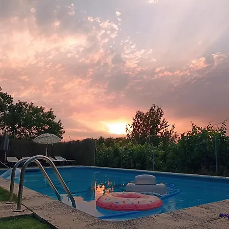 Con Piscina La Arboleda Amoeiro