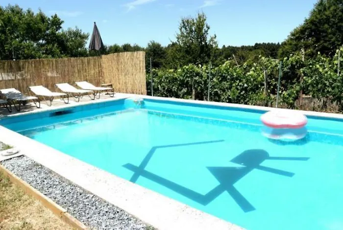 بيت للعطل Con Piscina La Arboleda *